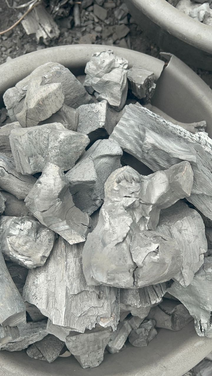 ACACIA RESTAURANT HARDWOOD CHARCOAL